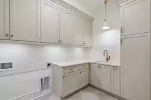 335 4th Ave, Mount Pleasant, SC 29464 - Photo 64