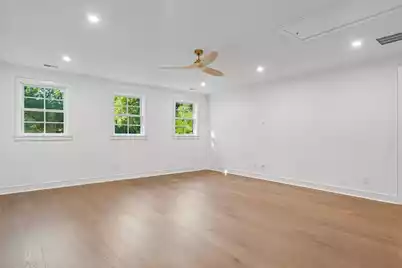 335 4th Avenue, Mount Pleasant, SC 29464 - Photo 32