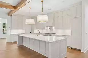 335 4th Ave, Mount Pleasant, SC 29464 - Photo 22