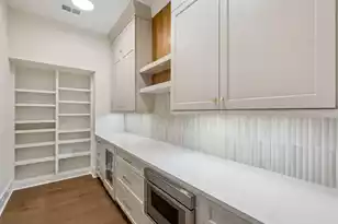 335 4th Ave, Mount Pleasant, SC 29464 - Photo 22