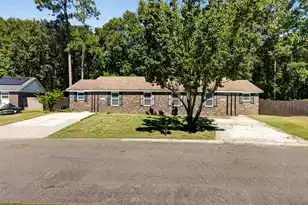 123 Woodduck Dr #A & B, Summerville, SC 29483 - Photo 2