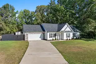 927 Rodney Rd, Orangeburg, SC 29115 - Photo 2