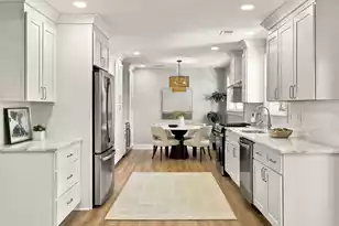 2428 Spring Garden St, Charleston, SC 29414 - Photo 8
