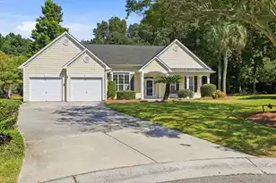 1396 Lakecrest Ct, Mount Pleasant, SC 29466 - Photo 1