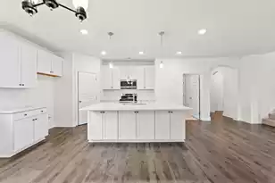 5712 Gabe Moultrie Dr, Ravenel, SC 29470 - Photo 4