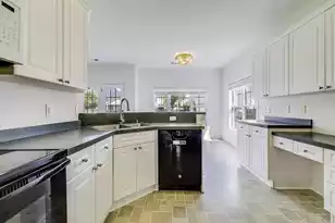 9214 Markleys Grove Blvd, Summerville, SC 29485 - Photo 18