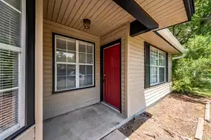 1022 Oakcrest Dr, Charleston, SC 29412 - Photo 2