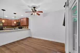 2862 Mackenzie Ct, Mount Pleasant, SC 29466 - Photo 14