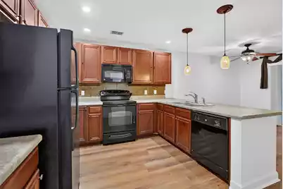 2862 Mackenzie Court, Mount Pleasant, SC 29466 - Photo 6