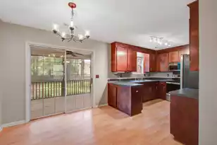 117 Apache Dr, Summerville, SC 29483 - Photo 6