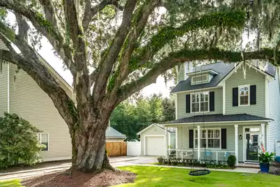 2405 Fulford Court, Mount Pleasant, SC 29466 - Photo 1
