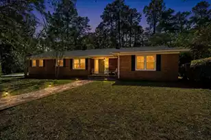 103 Chandler St, Walterboro, SC 29488 - Photo 2