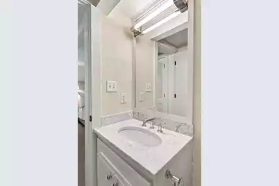 1 King Street #Ste 105, Charleston, SC 29401 - Photo 52