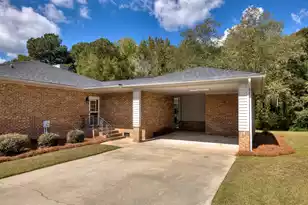 1435 Peggy Ln, Manning, SC 29102 - Photo 6