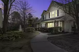 901 Elm Hall Cir, Summerville, SC 29483 - Photo 2