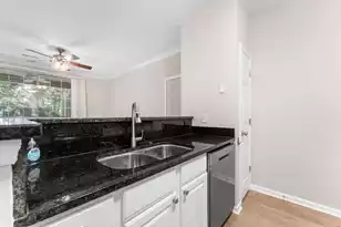 1600 Long Grove Dr, Mount Pleasant, SC 29464 - Photo 16