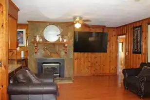 706 Benson St, Kingstree, SC 29556 - Photo 6