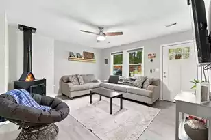 109 Walnut Circle E, Summerville, SC 29485 - Photo 4