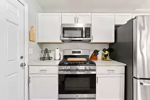 109 Walnut Circle E, Summerville, SC 29485 - Photo 6