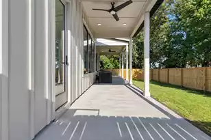 2049 Delaware Ave, North Charleston, SC 29405 - Photo 36