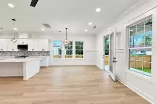2047 Delaware Ave, North Charleston, SC 29405 - Photo 8