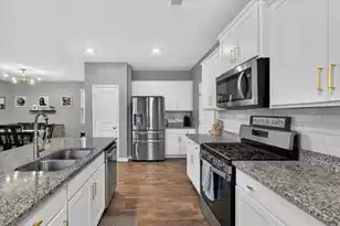 225 Sedona Dr, Summerville, SC 29486 - Photo 12