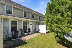 905 Hemingway Cir, Summerville, SC 29483 - Photo 16