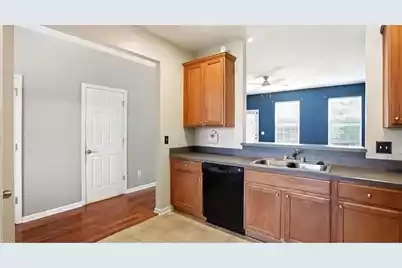 905 Hemingway Circle, Summerville, SC 29483 - Photo 6