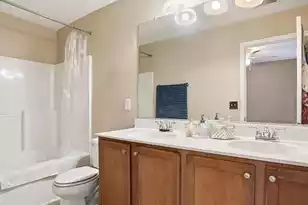 905 Hemingway Cir, Summerville, SC 29483 - Photo 8