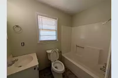 331 Reaves Avenue E, Dillon, SC 29536 - Photo 22