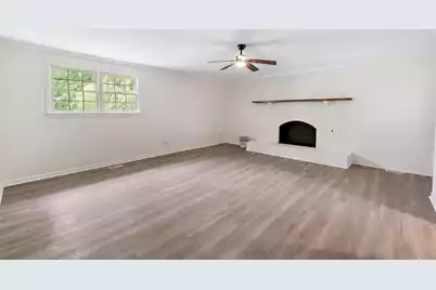 2716 Leola Street, North Charleston, SC 29405 - Photo 6