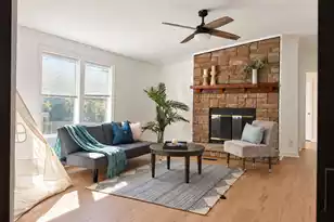 401 Dubois St, Bonneau, SC 29431 - Photo 20
