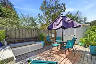 1376 Pinnacle Ln, Charleston, SC 29412 - Photo 22