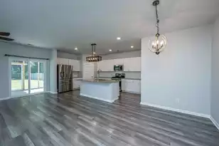 573 Spanish Wells Rd, Summerville, SC 29486 - Photo 4