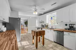 299 Gallashaw Rd, Summerville, SC 29483 - Photo 10