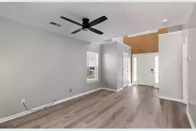 9026 Maple Grove Drive, Summerville, SC 29485 - Photo 8