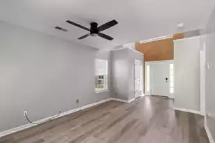 9026 Maple Grove Dr, Summerville, SC 29485 - Photo 8