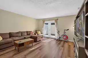 247 Stefan Dr, Charleston, SC 29412 - Photo 12