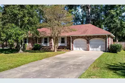 201 Stratford Drive, Summerville, SC 29485 - Photo 2