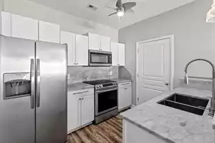 100 Bucksley Ln #303, Charleston, SC 29492 - Photo 12