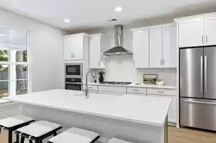 295 Rebel Kat Ct, Charleston, SC 29412 - Photo 2