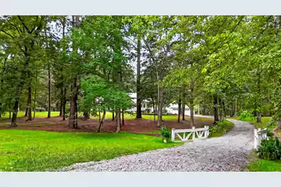 128 Wragg Lane, Summerville, SC 29485 - Photo 2