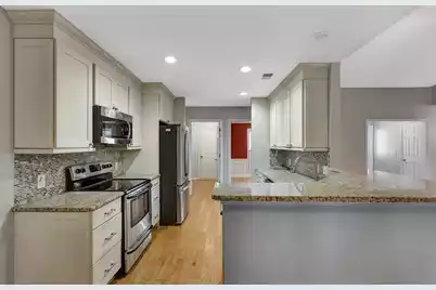 1561 Glen Erin Drive, Mount Pleasant, SC 29464 - Photo 12