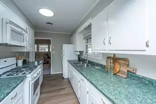 1236 Hawthorne Cir, Hanahan, SC 29410 - Photo 10
