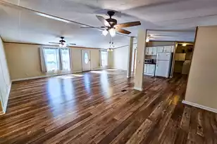 817 Catawba Hill Ct, Walterboro, SC 29488 - Photo 2