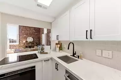 3 Queen Street #Apt 304, Charleston, SC 29401 - Photo 6