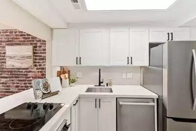 3 Queen Street #Apt 304, Charleston, SC 29401 - Photo 8