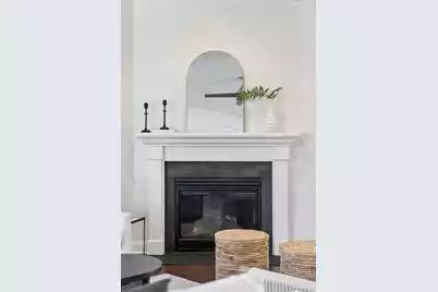 1614 Prince Edward Street, Mount Pleasant, SC 29466 - Photo 8