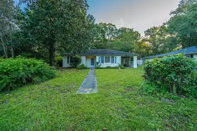 1716 Avalon Circle W, Charleston, SC 29407 - Photo 2