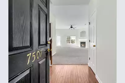 7507 Hawks Circle, Hanahan, SC 29410 - Photo 4